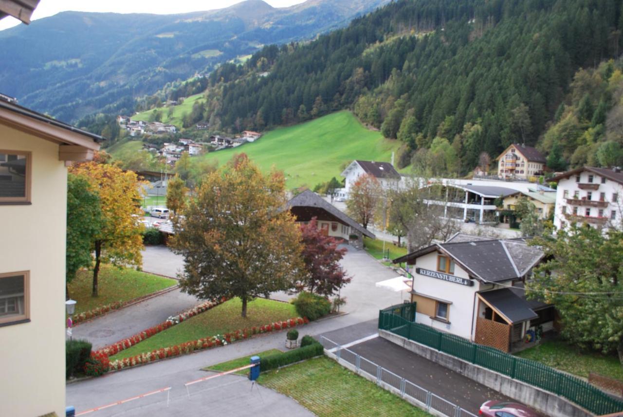 Hotel Untermetzger Zell am Ziller Exterior photo